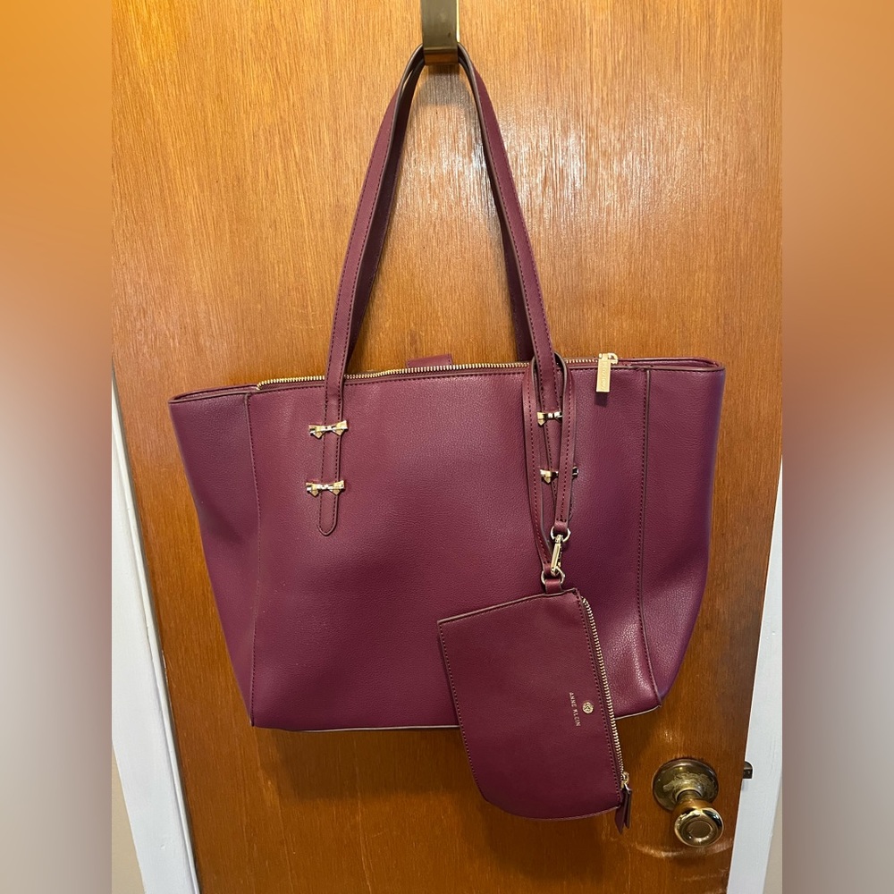 Handbag